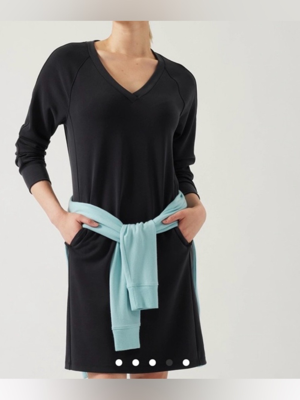 Athleta Seasoft Dress With pockets and Long Sleeves black size small